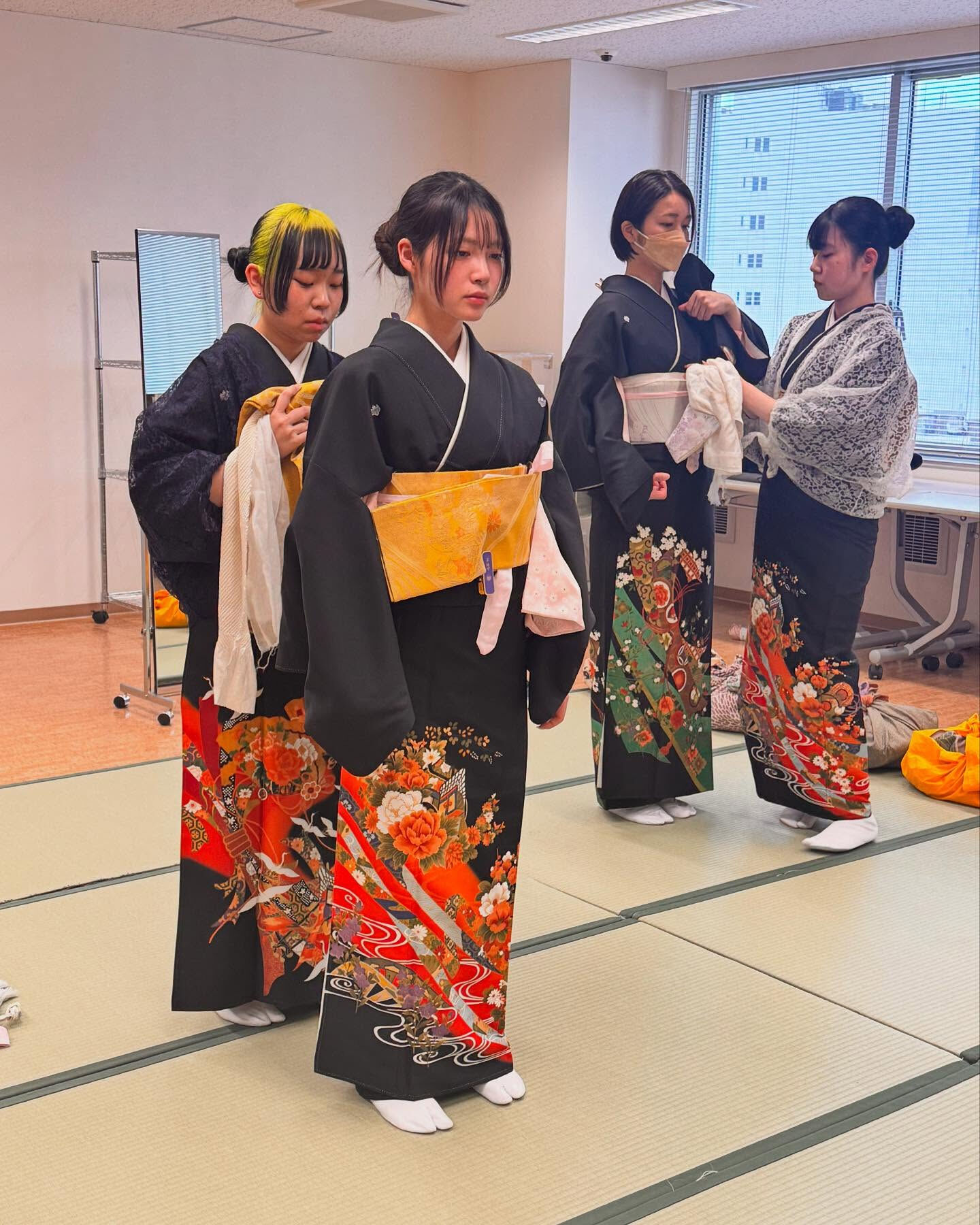 Seeds では👘着付け教室も行っております