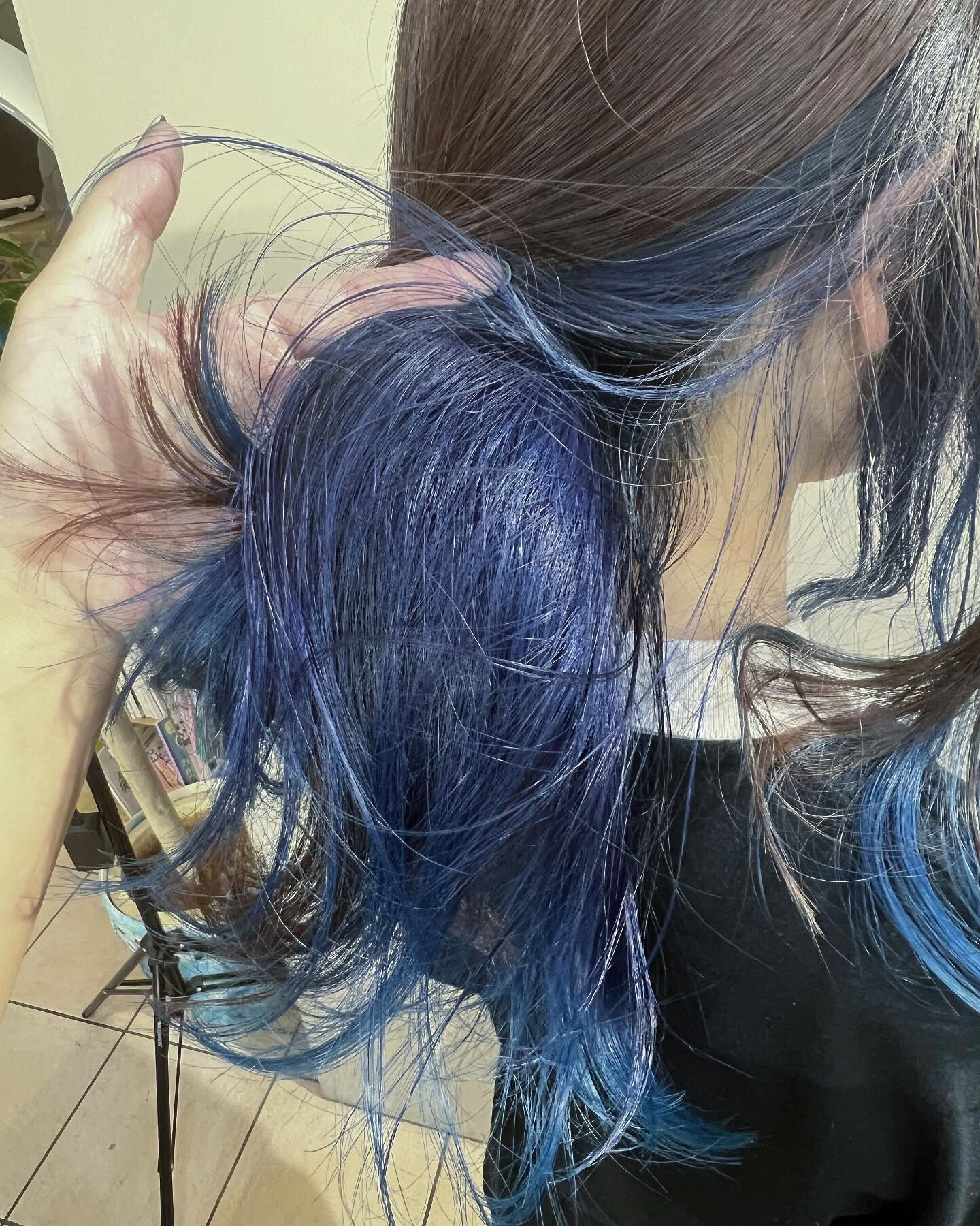 ブリーチカラー🔷🔹🔷🔹
